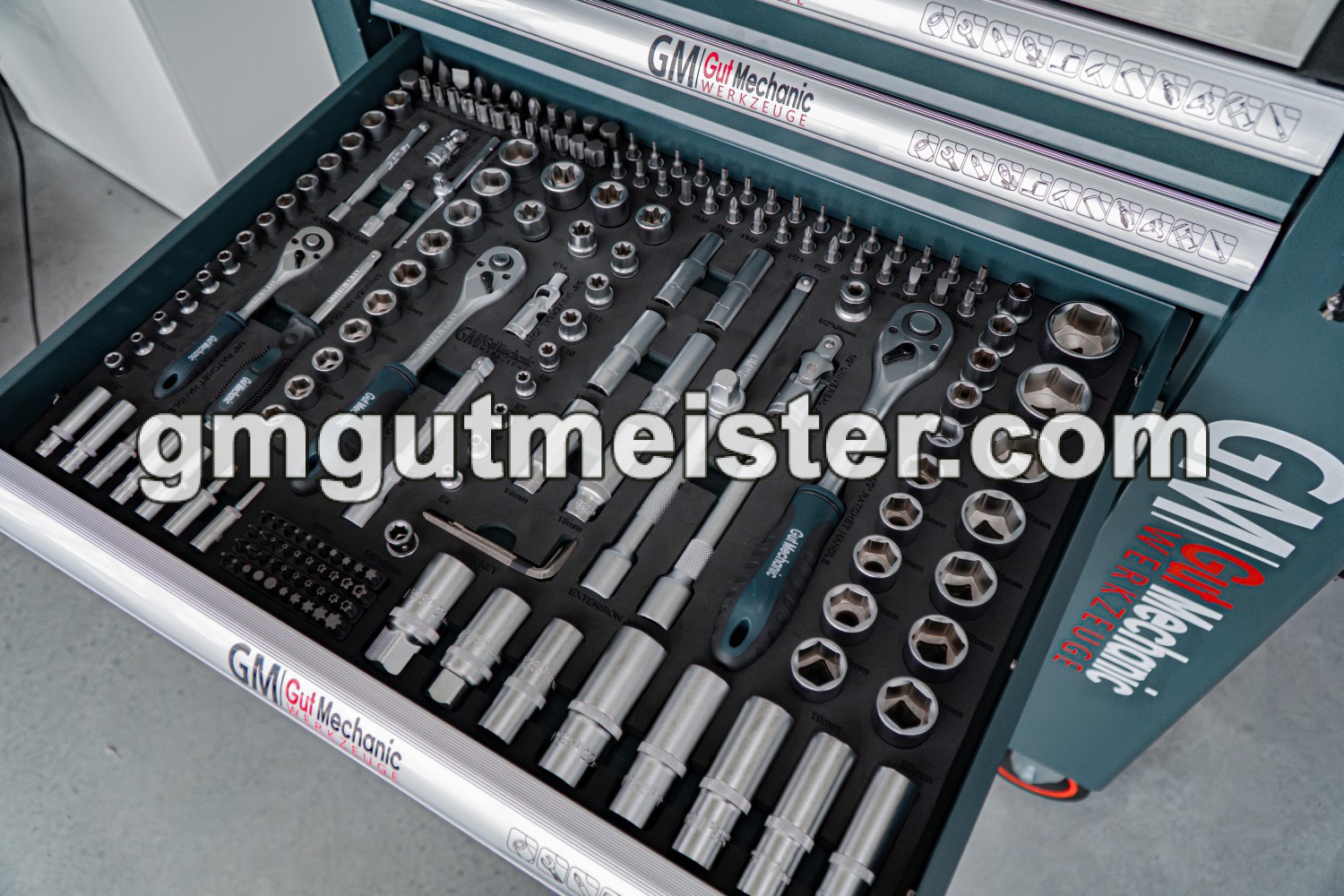 НАБІР ІНСТРУМЕНТІВ В ЛОЖЕМЕНТІ GUT MECHANIC 192ШТ STS10192 - фото 10